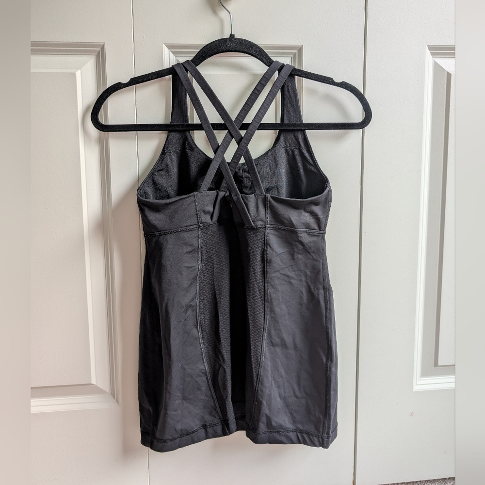 Lululemon Energy Tank - Picture 3 of 6